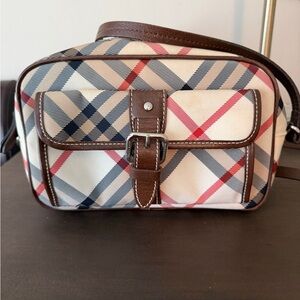 Elegant Checkered Burberry crossbody bag 
with Leather Accents
